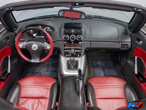 2008 Saturn Sky Red Line