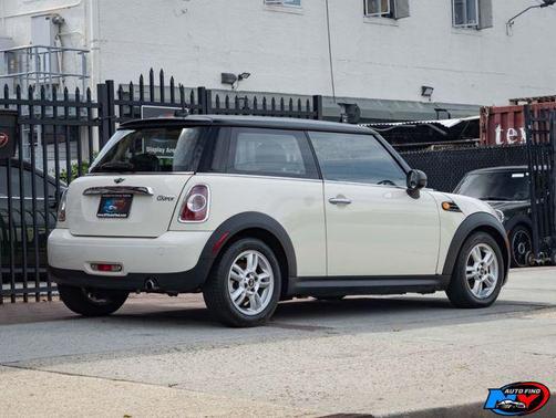 2011 MINI Cooper S Base