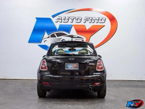 2011 MINI Cooper S Base