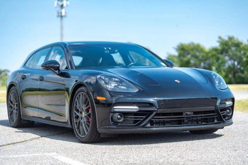 Jet Black Metallic 2018 Porsche Panamera Turbo