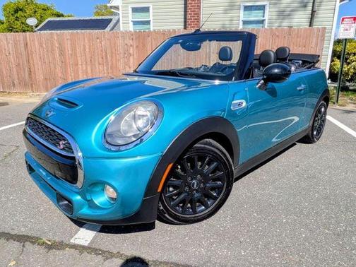 Caribbean Aqua Metallic 2016 MINI Convertible Cooper S
