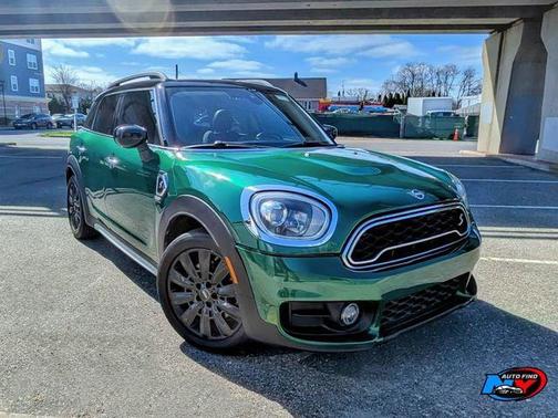 British Racing Green IV Metallic 2020 MINI Countryman Cooper S