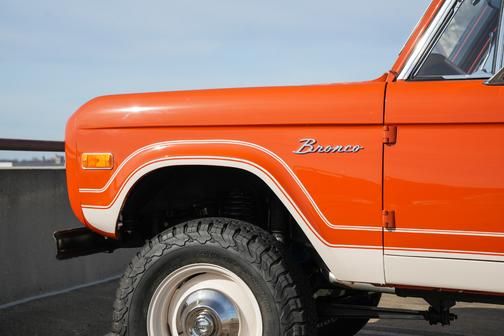 1974 Ford Bronco Base