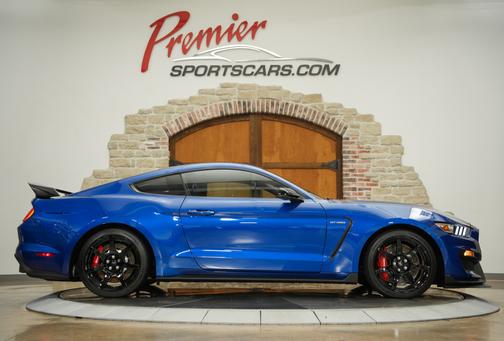 2018 Ford Shelby GT350R Base