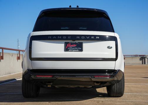 2022 Land Rover Range Rover P530 SE LWB 7 Seat