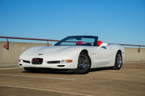 2000 Chevrolet Corvette Base