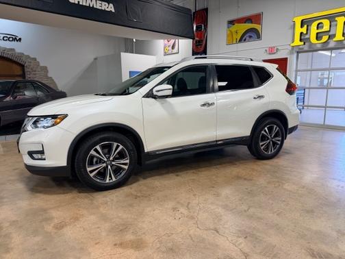 White 2018 Nissan Rogue SL
