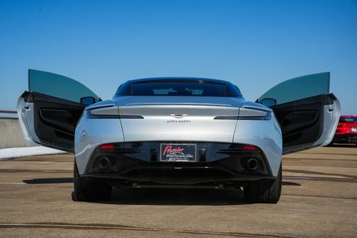 2019 Aston Martin DB11 AMR