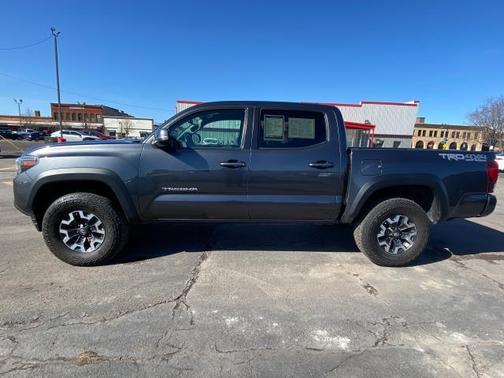 2022 Toyota Tacoma TRD Off Road