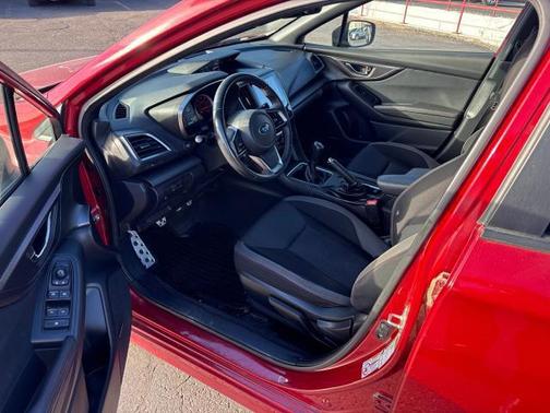 2019 Subaru Impreza 2.0i Sport