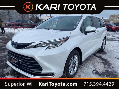 2024 Toyota Sienna Platinum