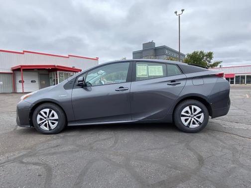 2017 Toyota Prius Four