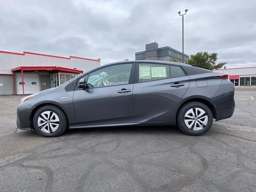 2017 Toyota Prius Four