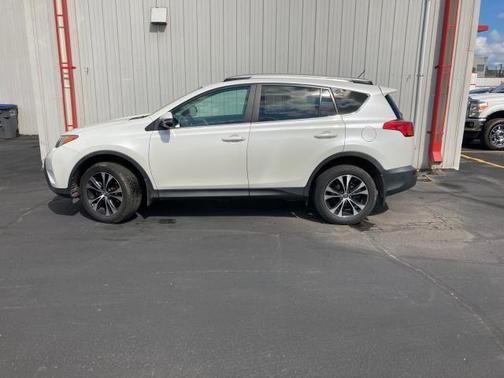 Blizzard Pearl 2015 Toyota RAV4 Limited