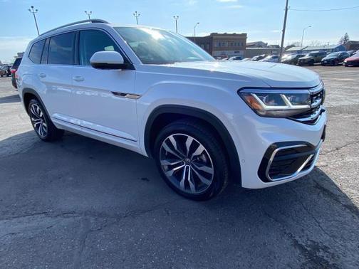 2022 Volkswagen Atlas 3.6L SEL Premium