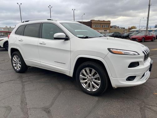 2016 Jeep Cherokee Overland