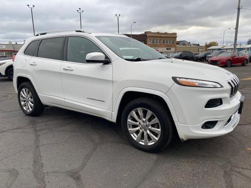 2016 Jeep Cherokee Overland