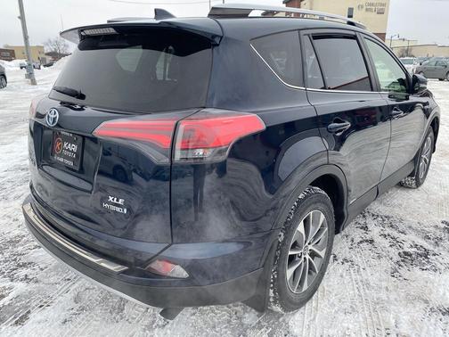 2018 Toyota RAV4 Hybrid XLE