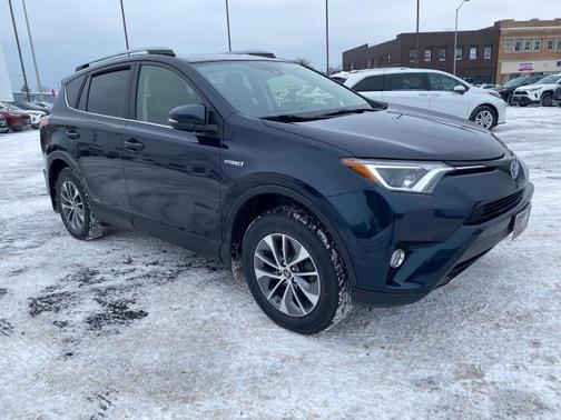 2018 Toyota RAV4 Hybrid XLE