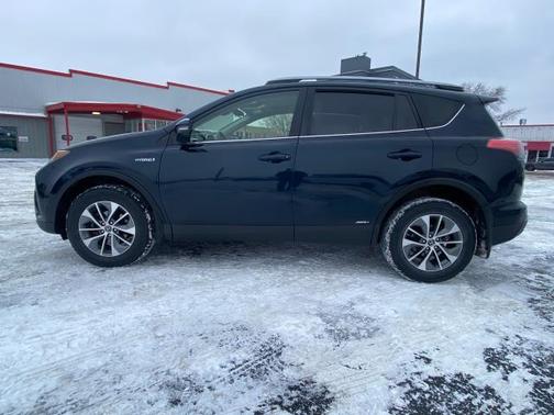 2018 Toyota RAV4 Hybrid XLE
