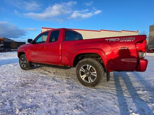 2017 Toyota Tacoma TRD Sport