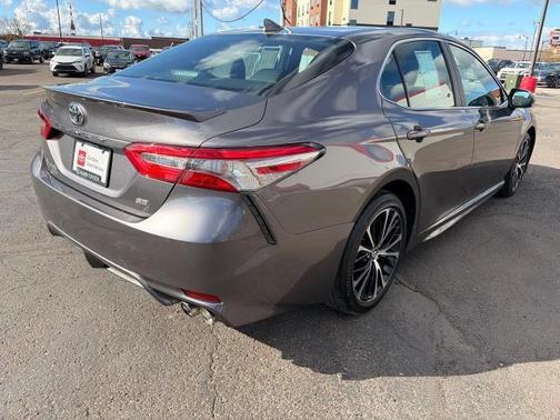 Predawn Gray Mica 2019 Toyota Camry SE