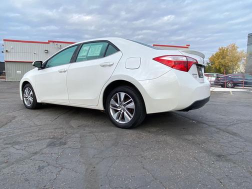 2015 Toyota Corolla LE Plus