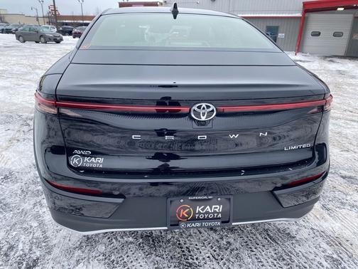 2023 Toyota Crown Limited