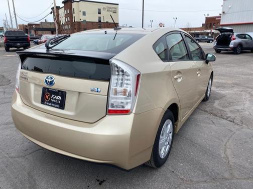 2010 Toyota Prius II