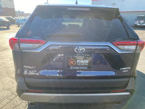 2022 Toyota RAV4 Limited