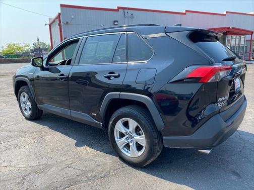 2020 Toyota RAV4 Hybrid LE