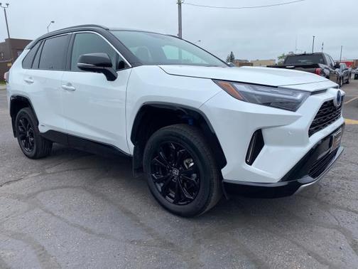 2024 Toyota RAV4 Hybrid SE