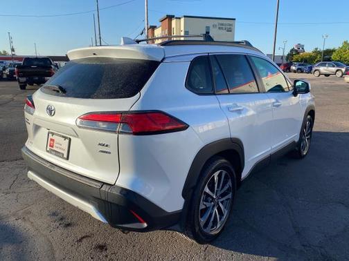 2022 Toyota Corolla Cross XLE