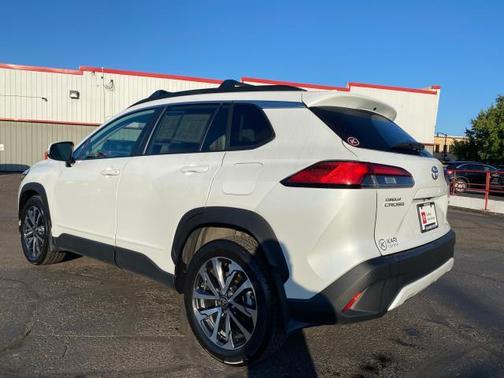 2022 Toyota Corolla Cross XLE