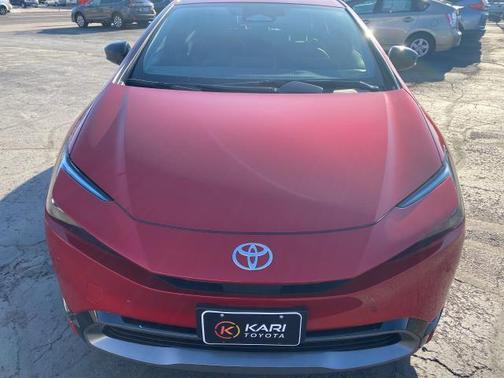 2024 Toyota Prius XLE