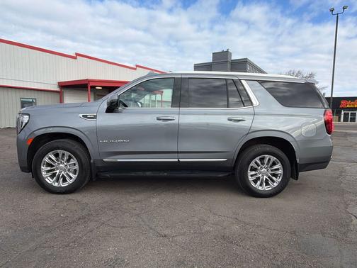 Satin Steel Metallic 2021 GMC Yukon SLT