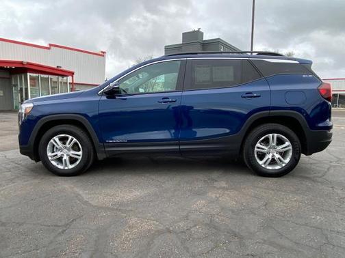 2022 GMC Terrain SLE