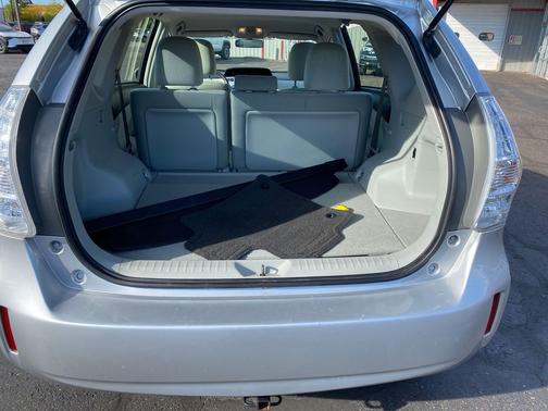 2012 Toyota Prius v Two