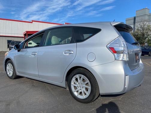 2012 Toyota Prius v Two