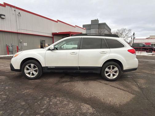 2013 Subaru Outback 2.5i Premium