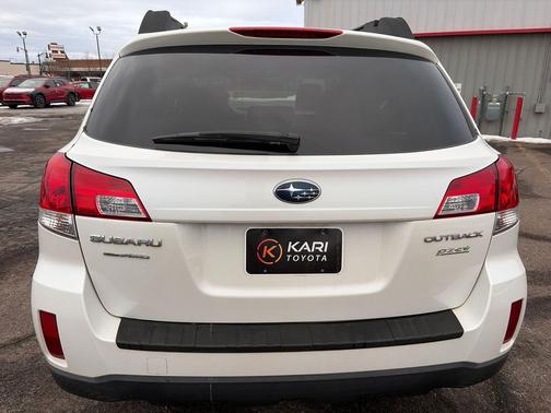 2013 Subaru Outback 2.5i Premium