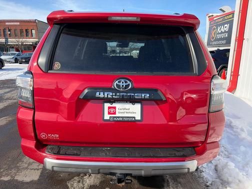 2024 Toyota 4Runner TRD Off Road