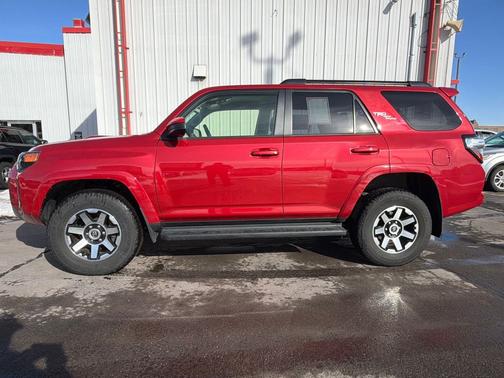 2024 Toyota 4Runner TRD Off Road