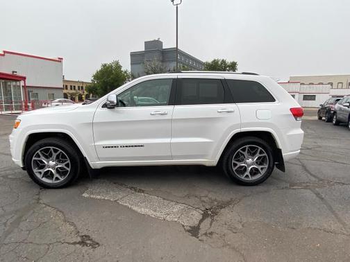 2020 Jeep Grand Cherokee Overland