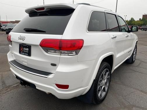 2020 Jeep Grand Cherokee Overland
