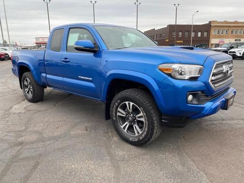 2016 Toyota Tacoma TRD Sport