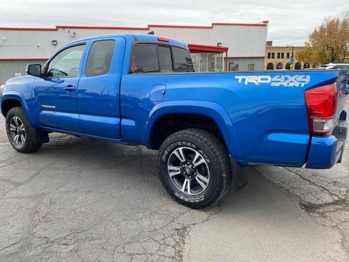 2016 Toyota Tacoma TRD Sport