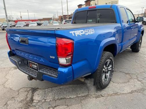 2016 Toyota Tacoma TRD Sport