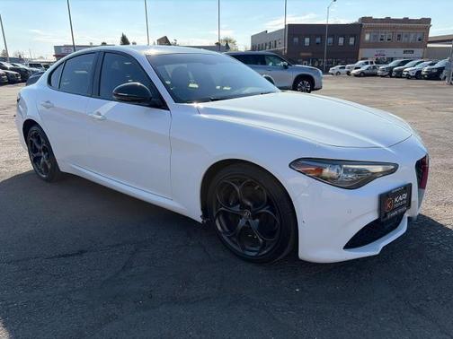 Alfa White 2018 Alfa Romeo Giulia Ti Sport