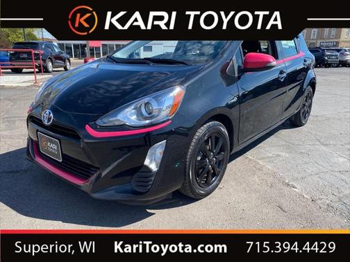 2016 Toyota Prius c Persona Series